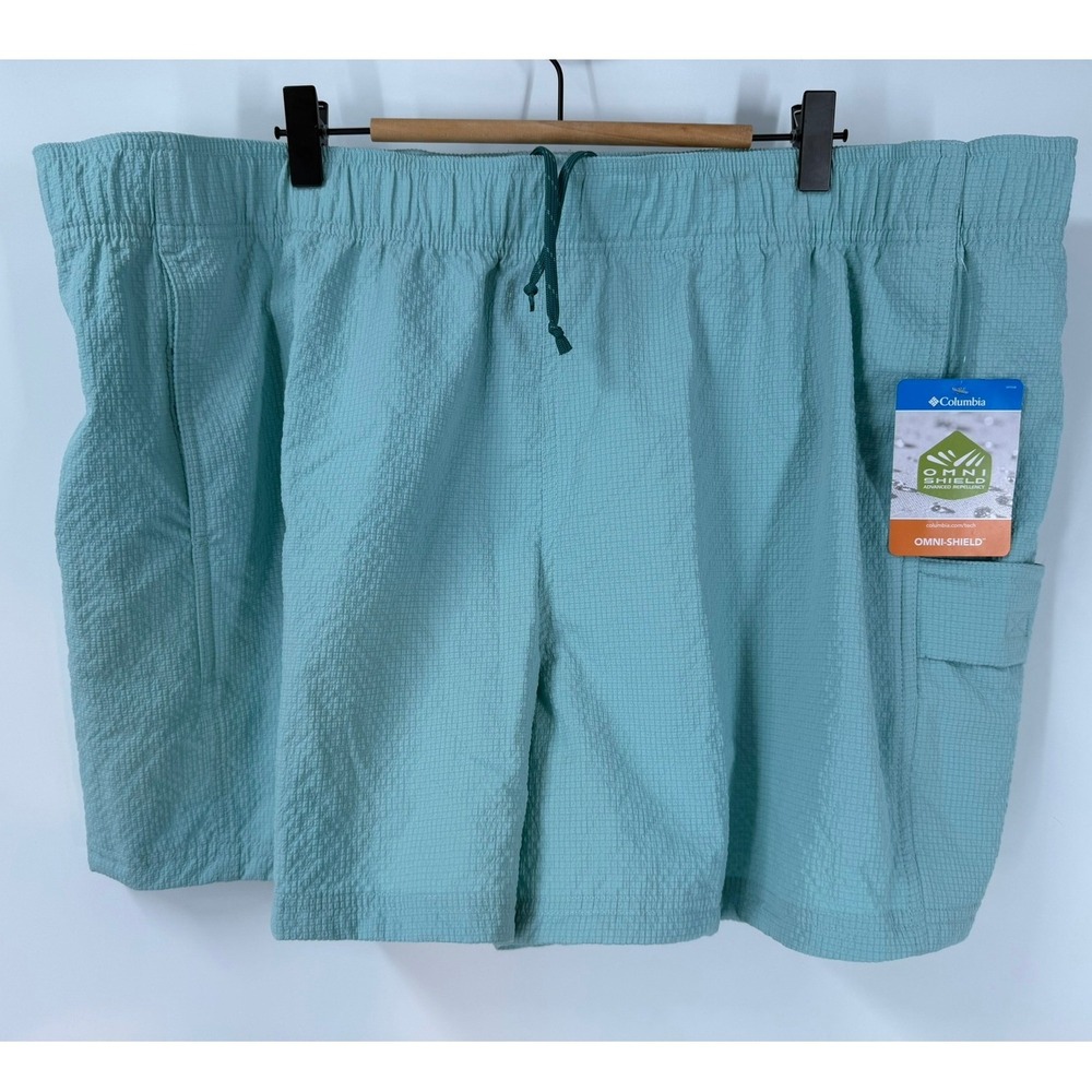 NWT Columbia Sucker for Summer Shorts Womens XXL Aqua Seersucker‎ Omni-Shield